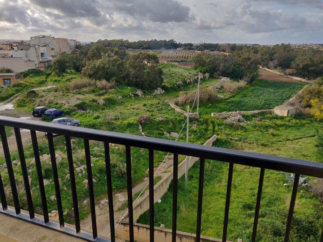 Panoramic Penthouse In Marsascala Which Enjoys Sea And Country Views Apartment Marsaskala Exterior photo
