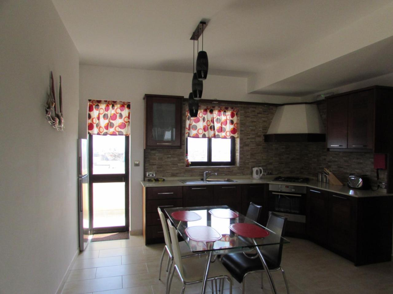 Panoramic Penthouse In Marsascala Which Enjoys Sea And Country Views Apartment Marsaskala Exterior photo